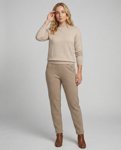 Strickensemble mit Stehkragenpullover und elastischer Bundhose Damen - BerlinGlamour