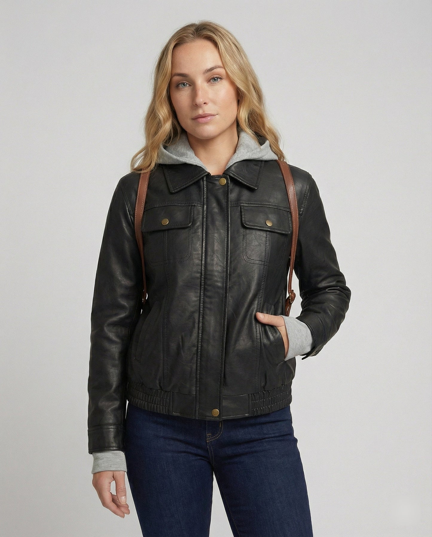 Lederblouson Kurz Schnitt mit Kragen und Taschen