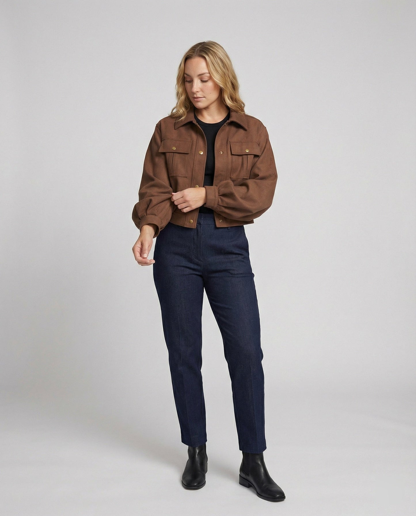 Kurze Hemdjacke Damen Ballonärmel mit Taschen und Druckknöpfen - BerlinGlamour
