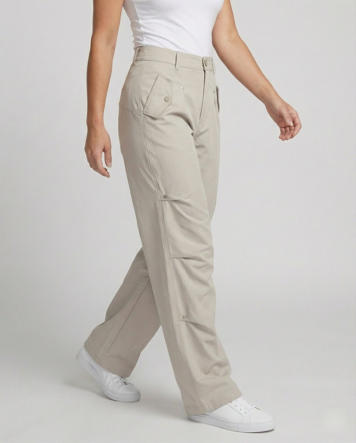 Hochtaillierte Wide-Legg-Hose Modern mit Asymmetrie
