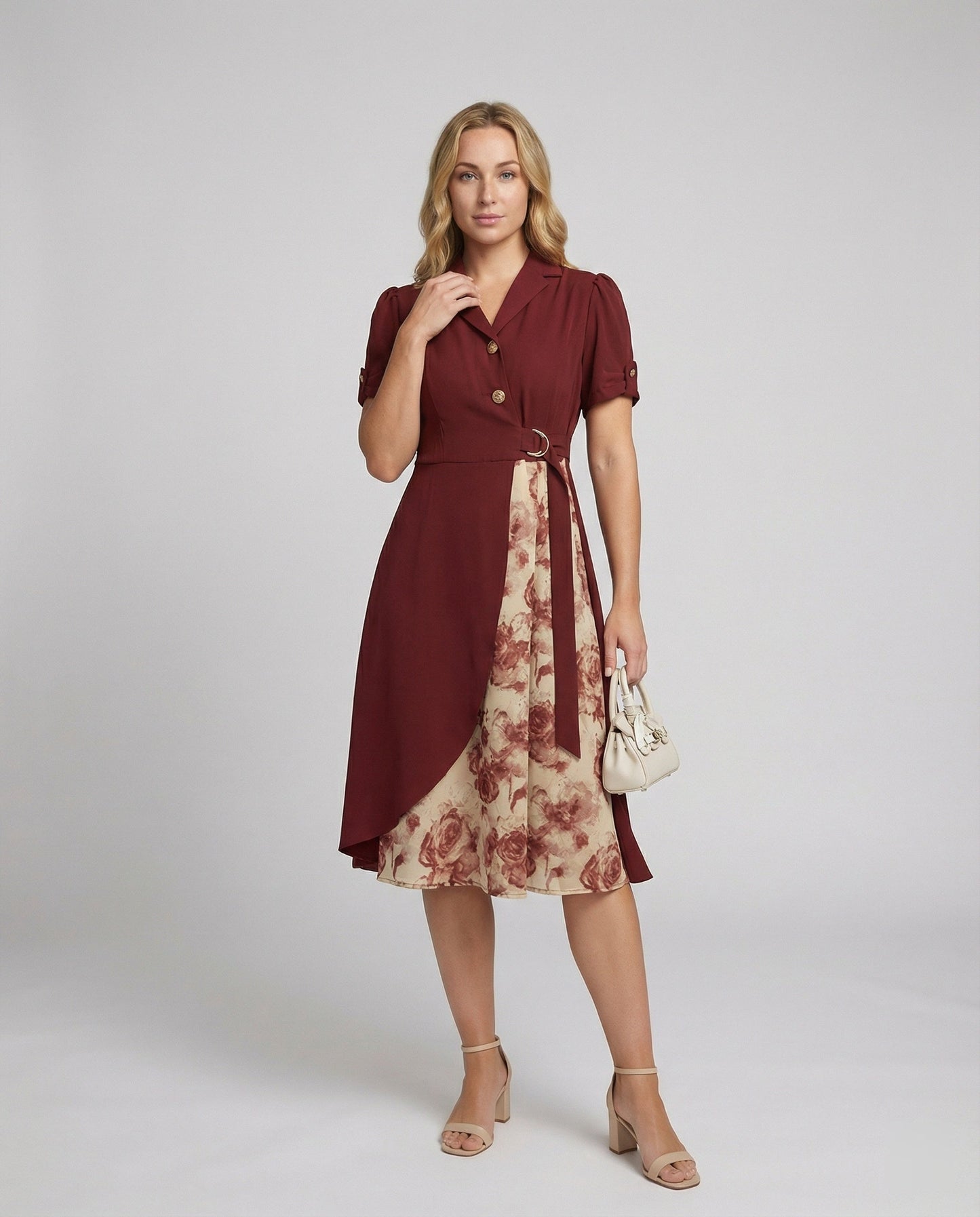 Asymmetrisches Wickelkleid mit Blazerkragen und Gürtel