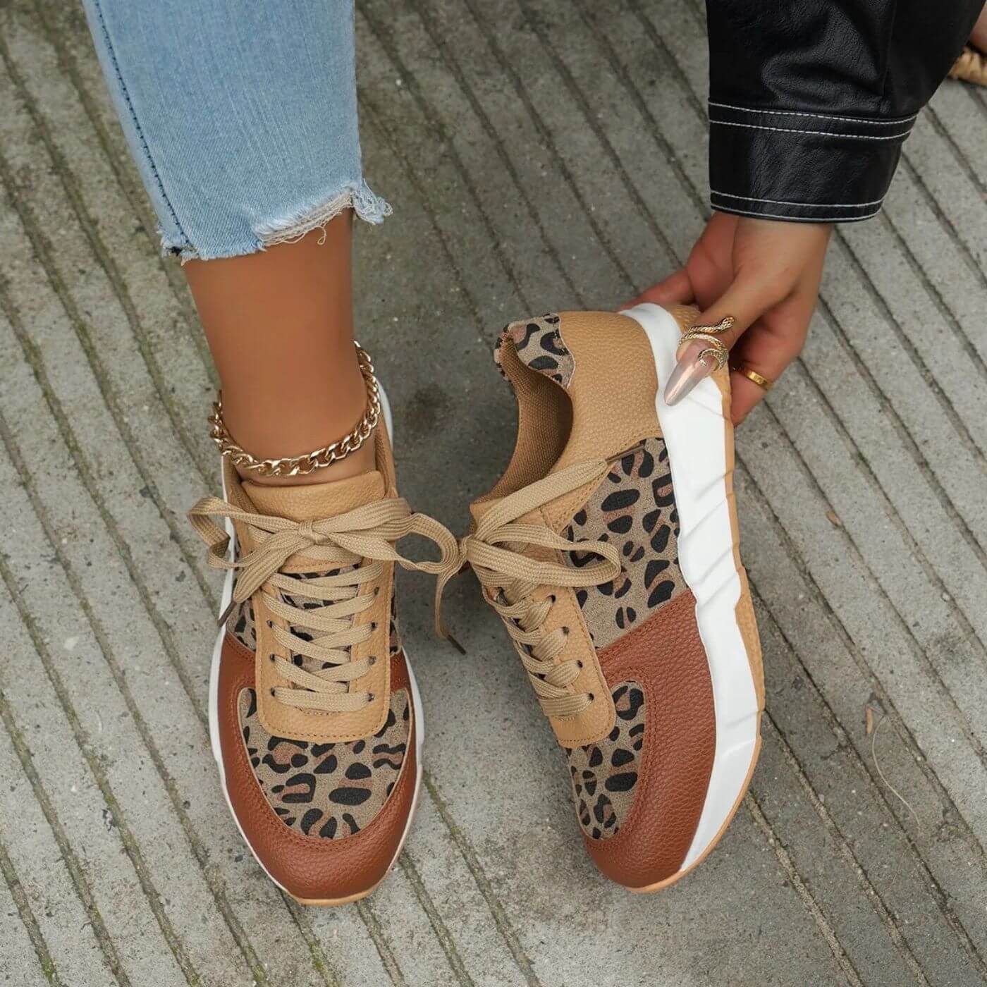 Damen Sneaker Leopard Bequem Passform - BerlinGlamour