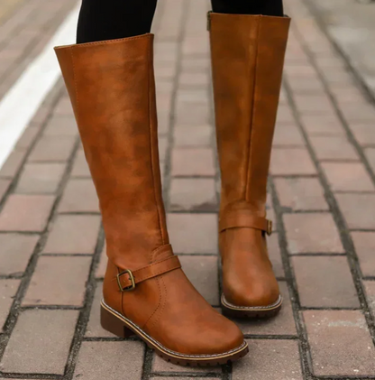 Kniehohe Damenstiefel mit Niedrigem Absatz und Reißverschluss - BerlinGlamour