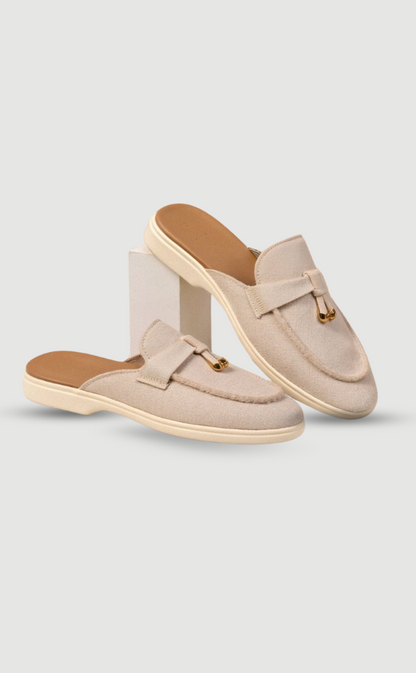Elegante Beige Loafers mit Gold Akzenten Komfortabel - BerlinGlamour