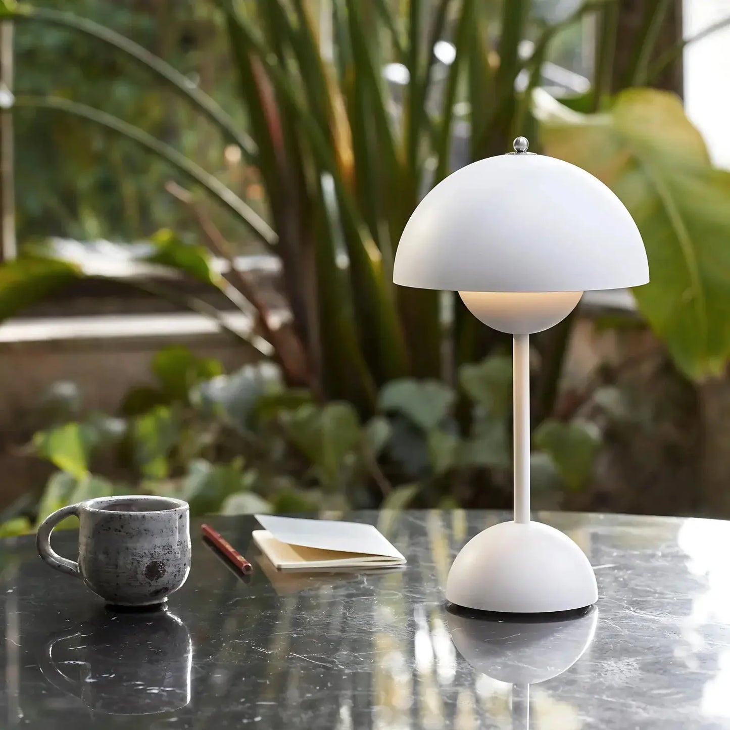 Skandinavische Tischlampe Modern LED Design