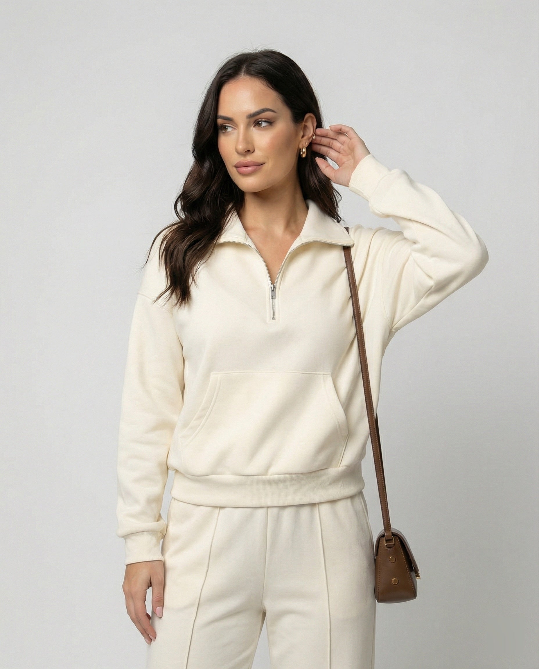 Damen Sportanzug Beige Modern mit Stehkragen - BerlinGlamour