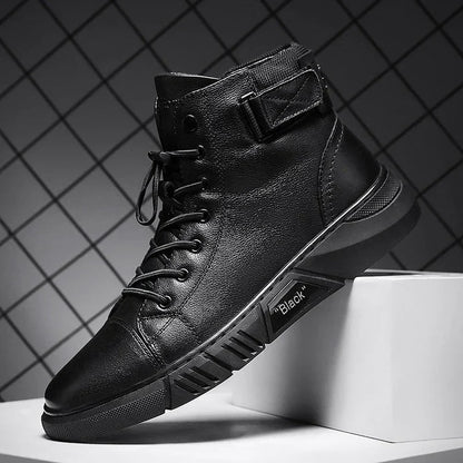Schwarze Lederschuhe Damen Stil Heidi Chic - BerlinGlamour