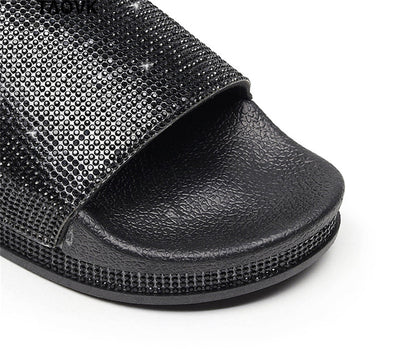 Diamant Slides Sandalen mit Kristall Besatz Glamour