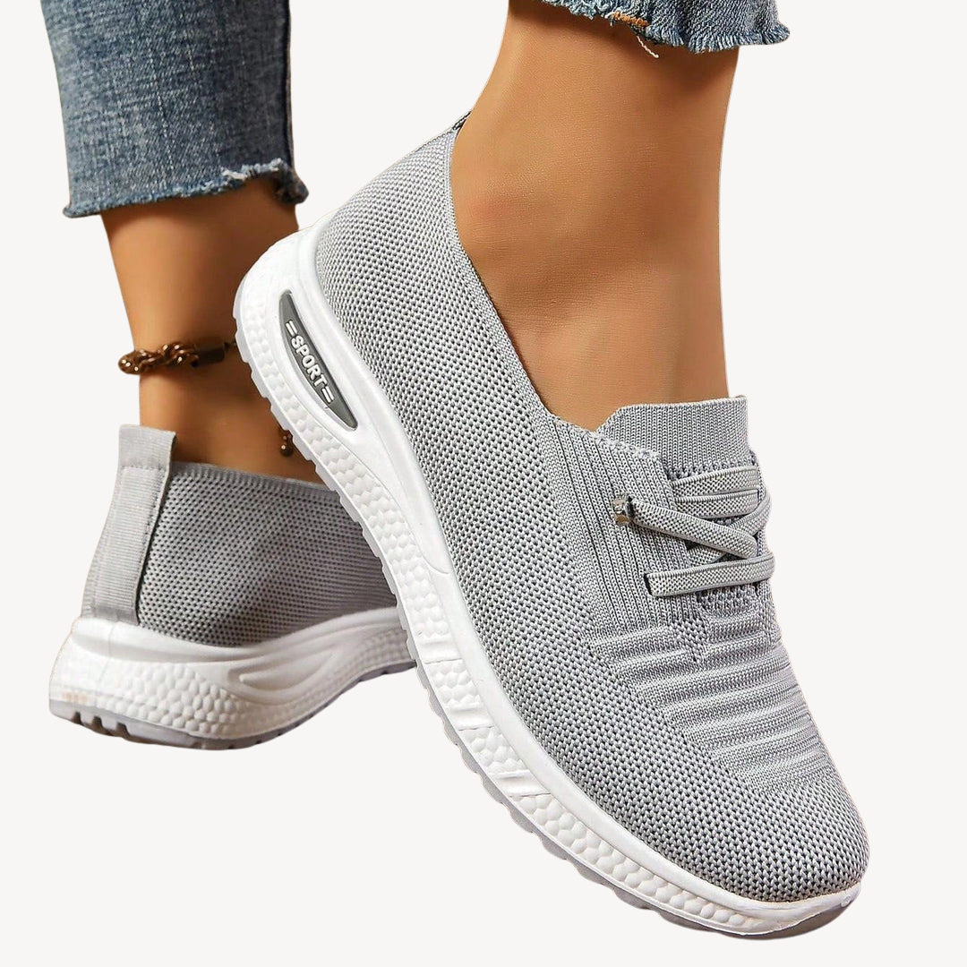 Hellgraue orthopädische Slip-On-Sneakers für Damen | Loravelle 1