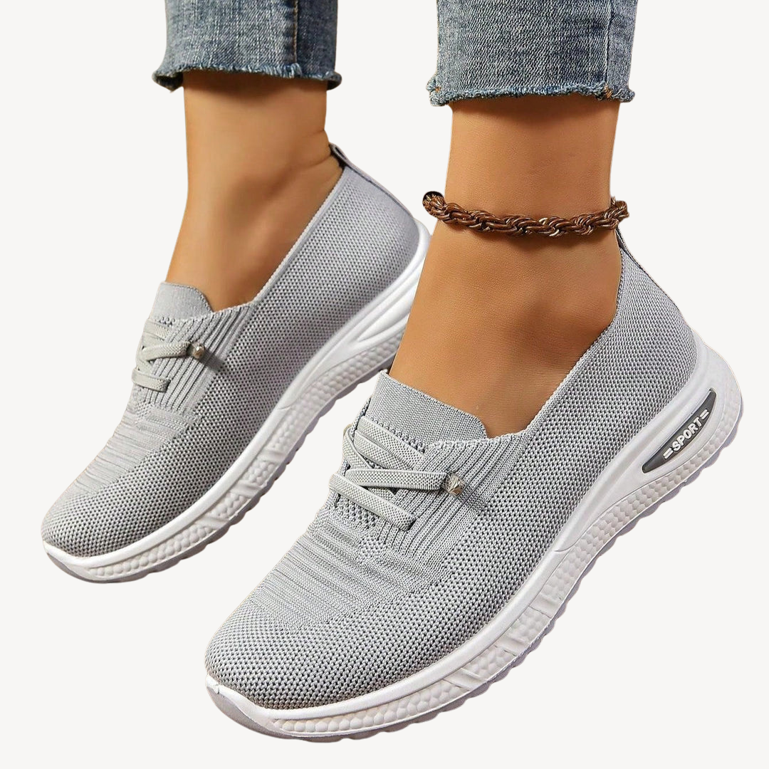 Hellgraue orthopädische Slip-On-Sneakers für Damen | Loravelle 2