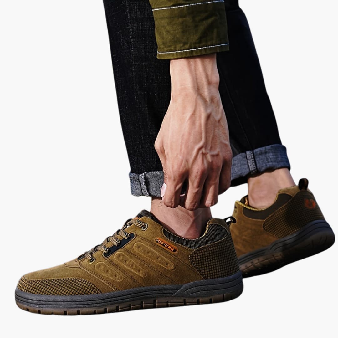 Herren-Wanderschuhe mit Schnürverschluss und strukturierter Außensohle 5