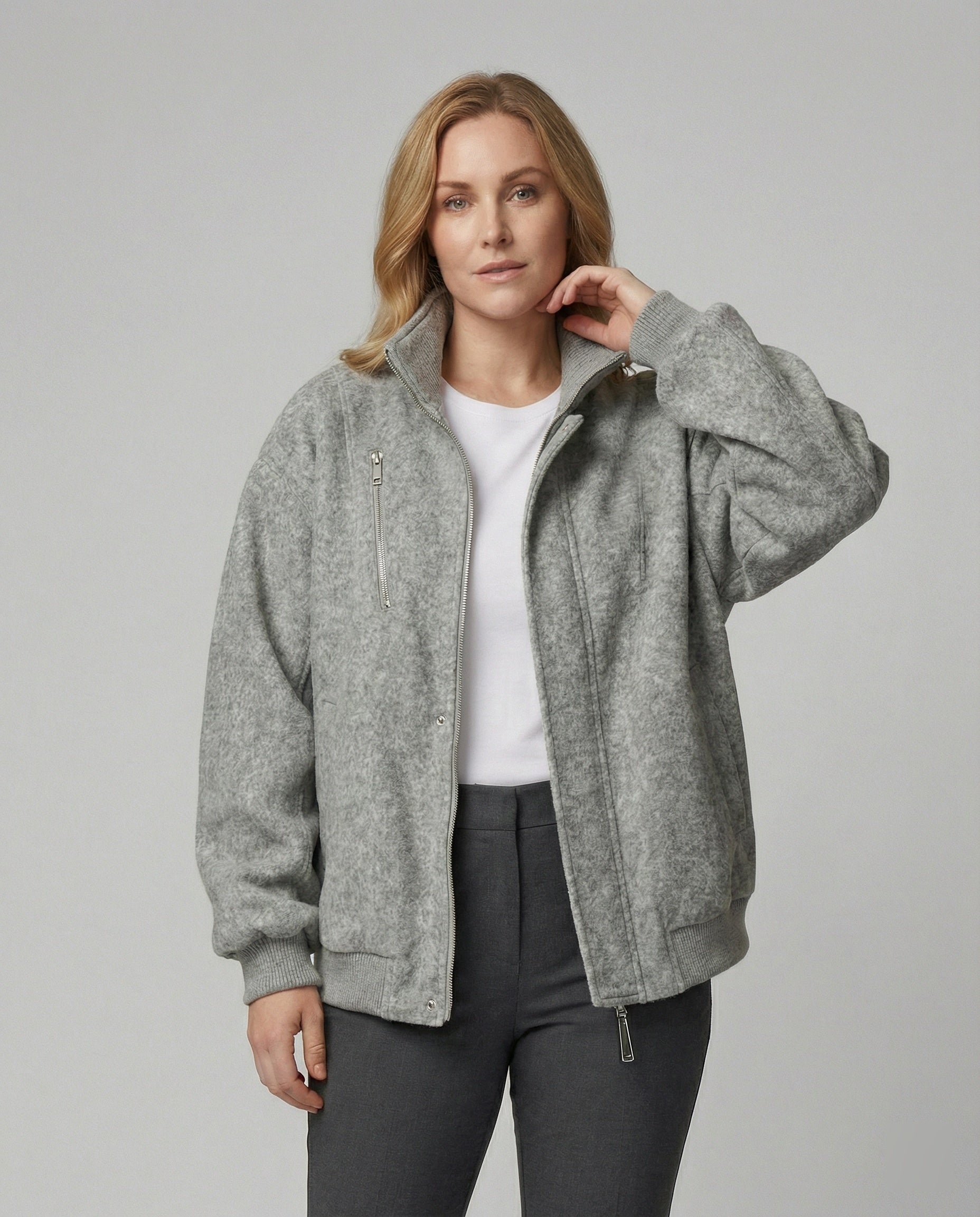 Wollmix-Übergangsjacke Weit mit Stehkragen und Reißverschlusstaschen Damen - BerlinGlamour
