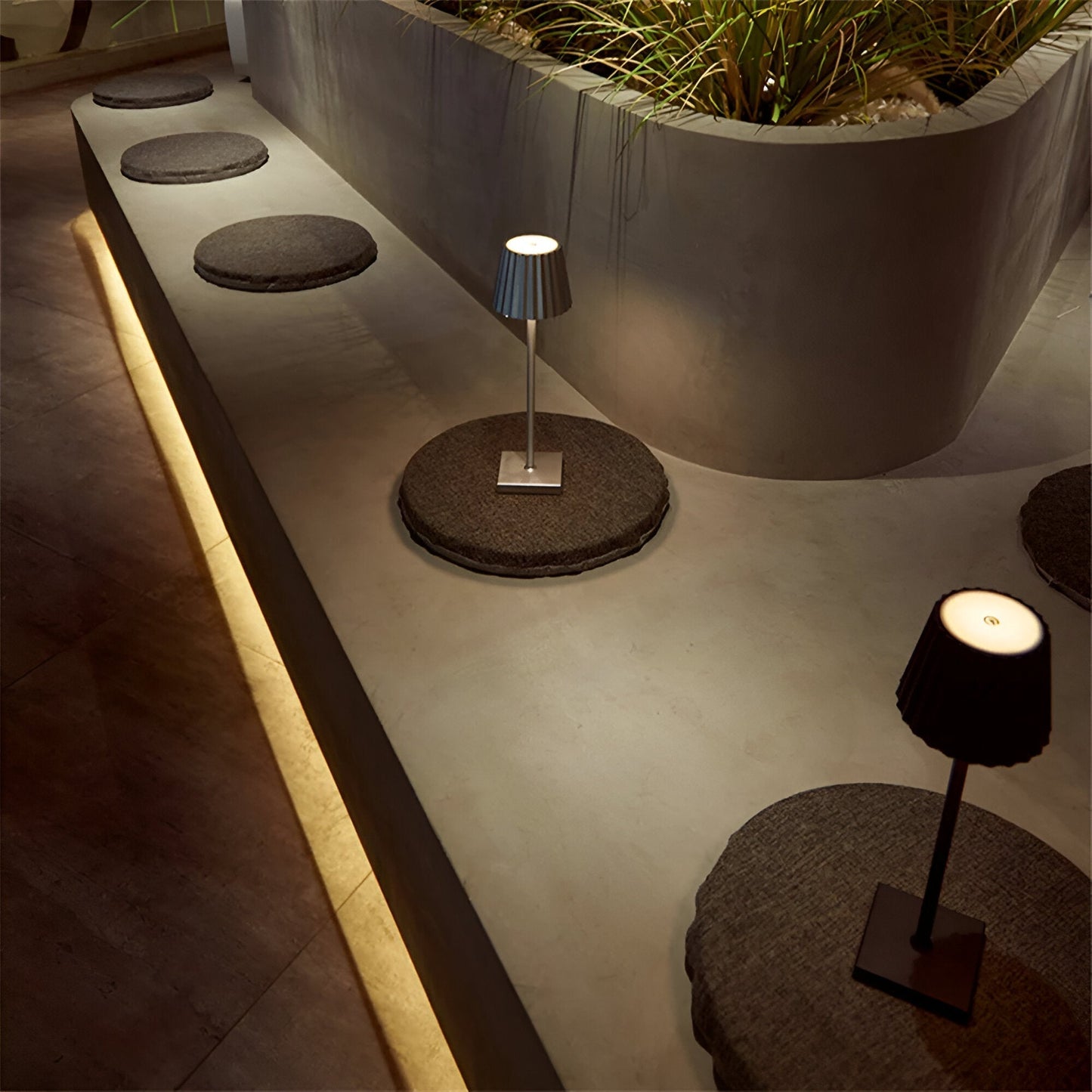 Kabellose LED Tischleuchte Dimmbar Aluminium