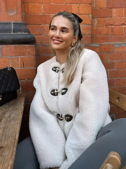 Kunstpelz-Teddyjacke mit Knebelverschluss für Damen 2
