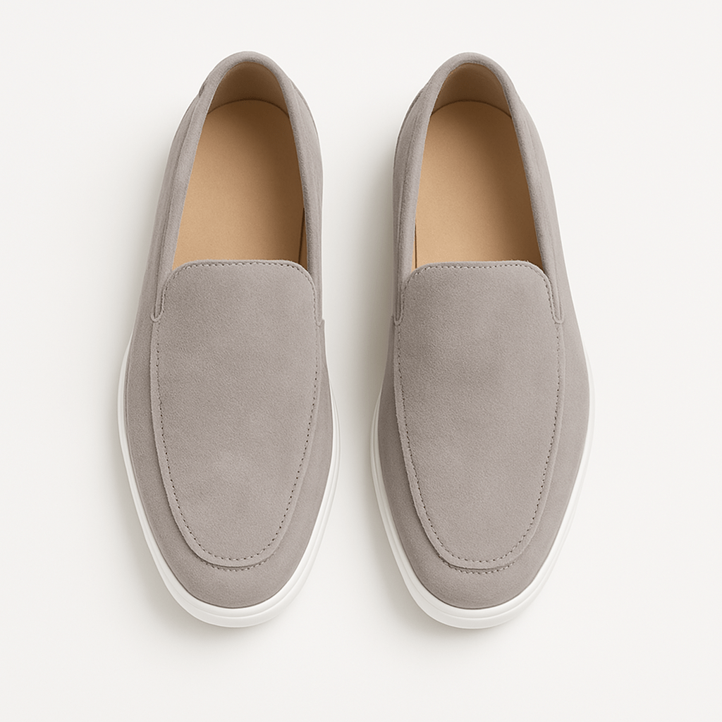 LUXEOUTFIT | Klassische Signature-Loafer aus Wildleder 6