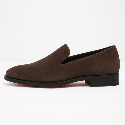 LUXEOUTFIT | Moderne klassische Wildleder-Loafer 2