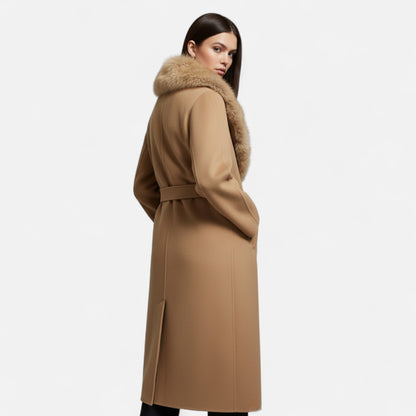 Maison Dresson | Maximantel aus echter Wolle für Damen – Eleganz mit Pelzrevers 3