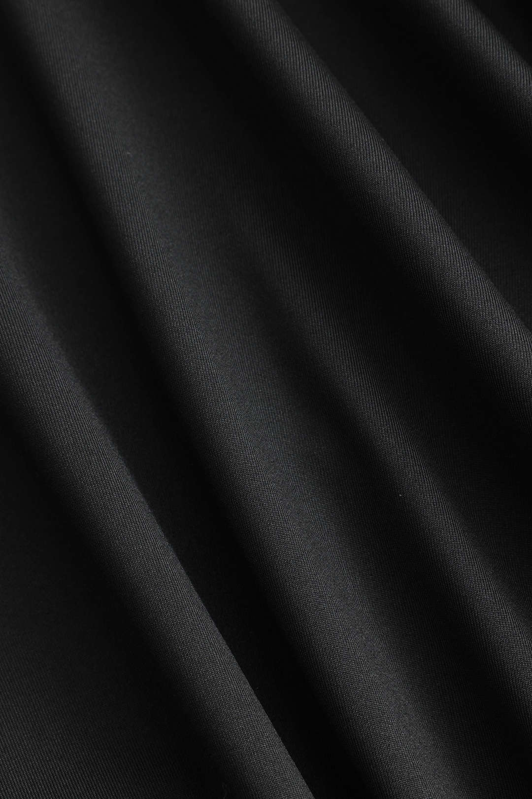 Schwarzes Minikleid Elegante Damenkleid Langärmlig Figurbetont