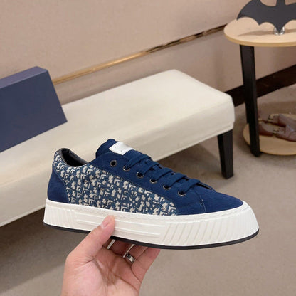 Damen Sneaker Wildleder Elegantes Design - BerlinGlamour