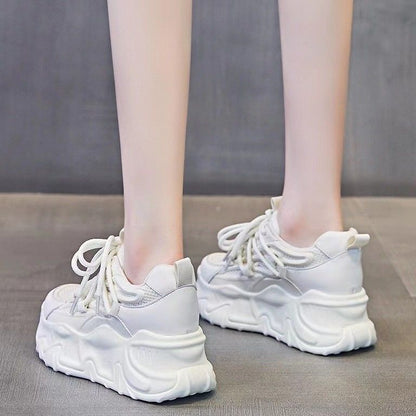 Sportliche Damen Sneaker Chunky mit Dämpfung und rutschfester Sohle
