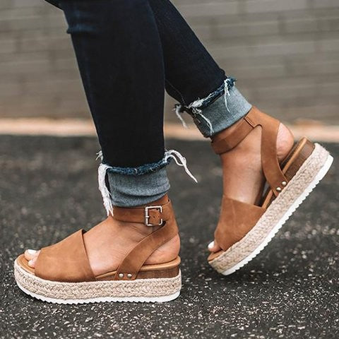 Damen Sandaletten Plateau Keilabsatz Knöchelriemen Schuhe - BerlinGlamour