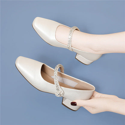 Damen Pumps Elegant mit Riemen und Schmuck Details
