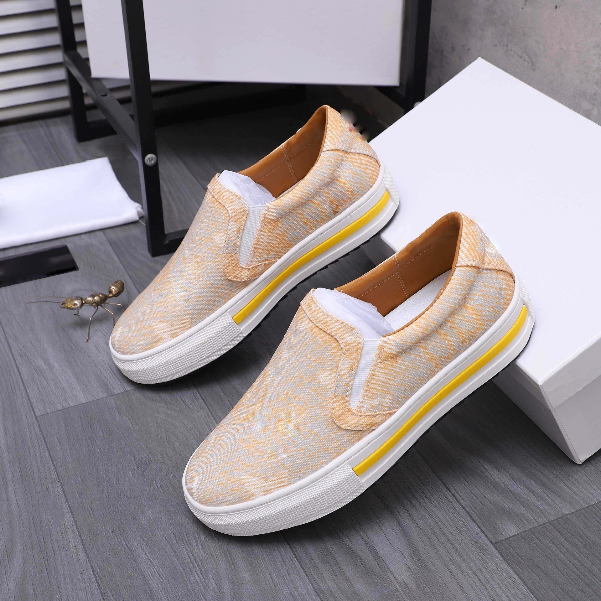 Damen Sneaker Slip-On Elastisch Atmungsaktiv Bequem - BerlinGlamour