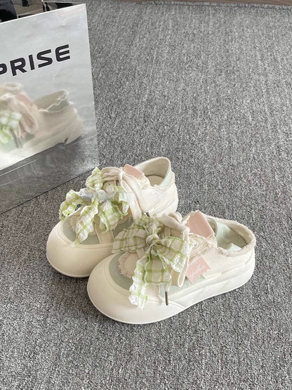 Damen Sneaker Atmungsaktiv 3D Rüschen Design Sportlich