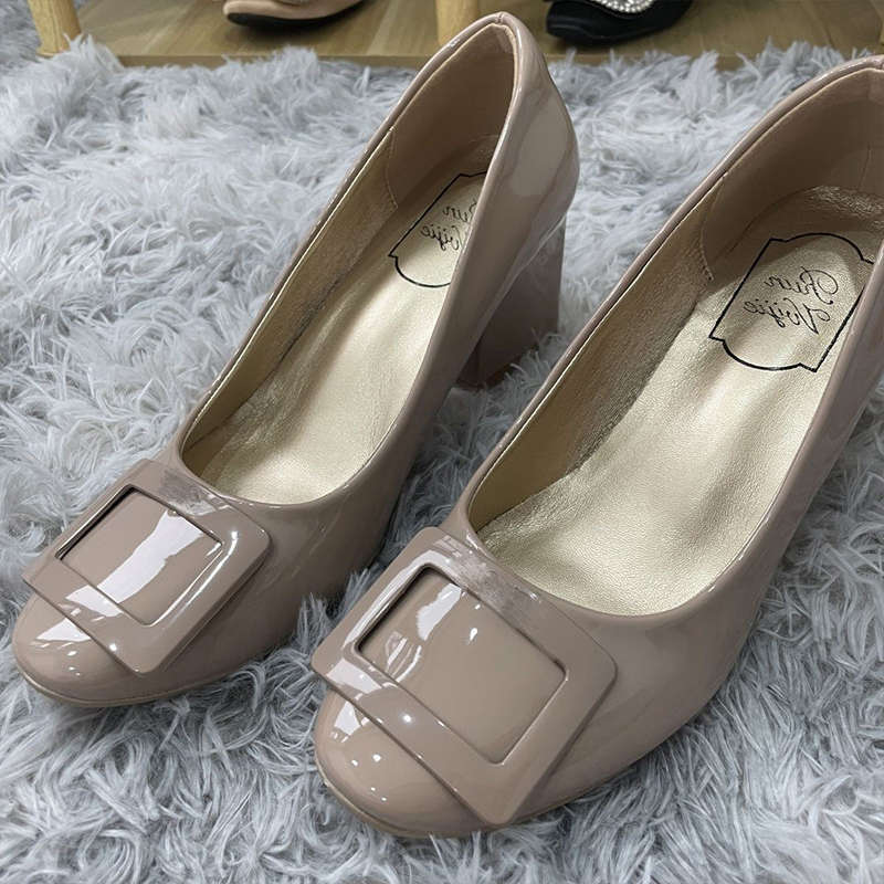 Damen Pumps mit Glanzschnalle Elegante High Heels