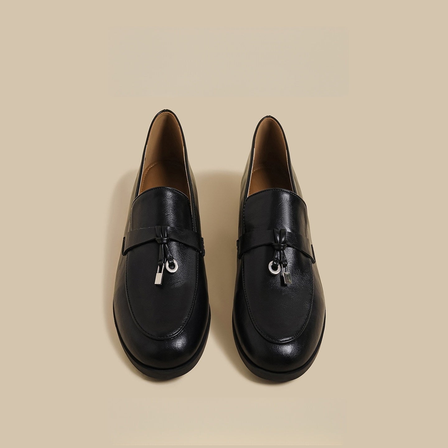 Damen Mokassins Elegante Lederschuhe mit Schmuckdetail - BerlinGlamour