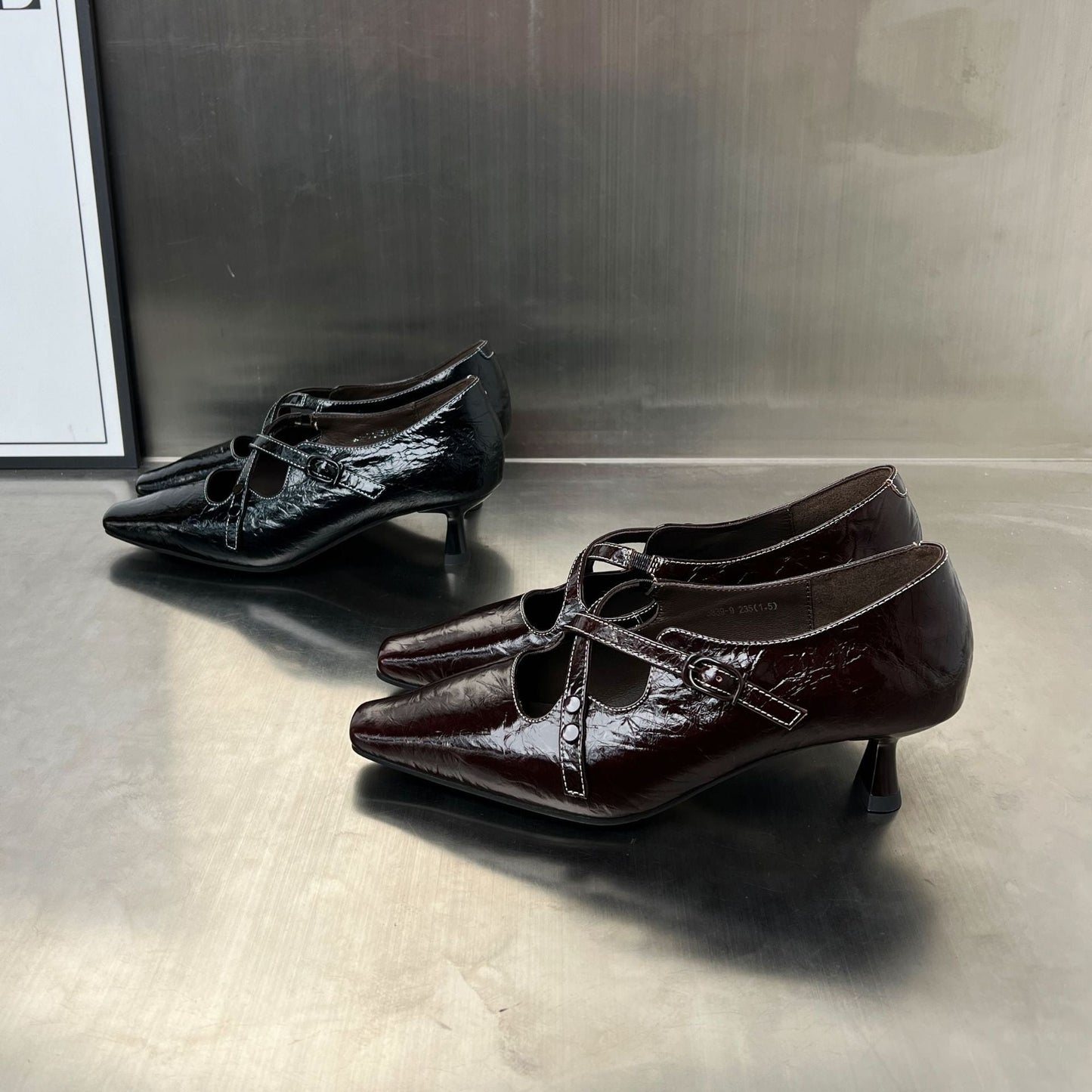 Damen Ballerina Schuhe Elegante Glänzend Mit Verstellbarem Riemen