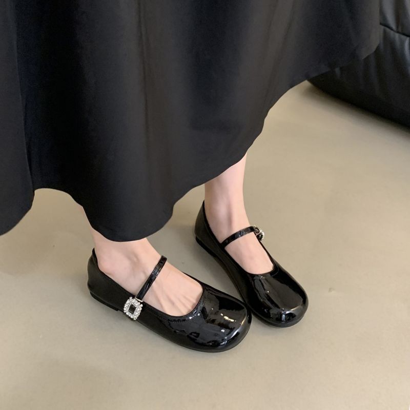 Elegante Damen Ballerinas mit Riemen schwarz