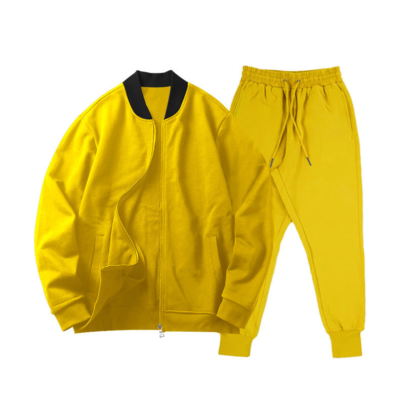 Herren Sport Outfit mit Bomberjacke und Jogginghose