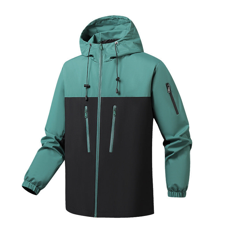 Herrenfunktionale Winddichtejacke mit stylischem Farbkontrast und praktischen Taschen BerlinGlamour für den modernen Online-Shop.