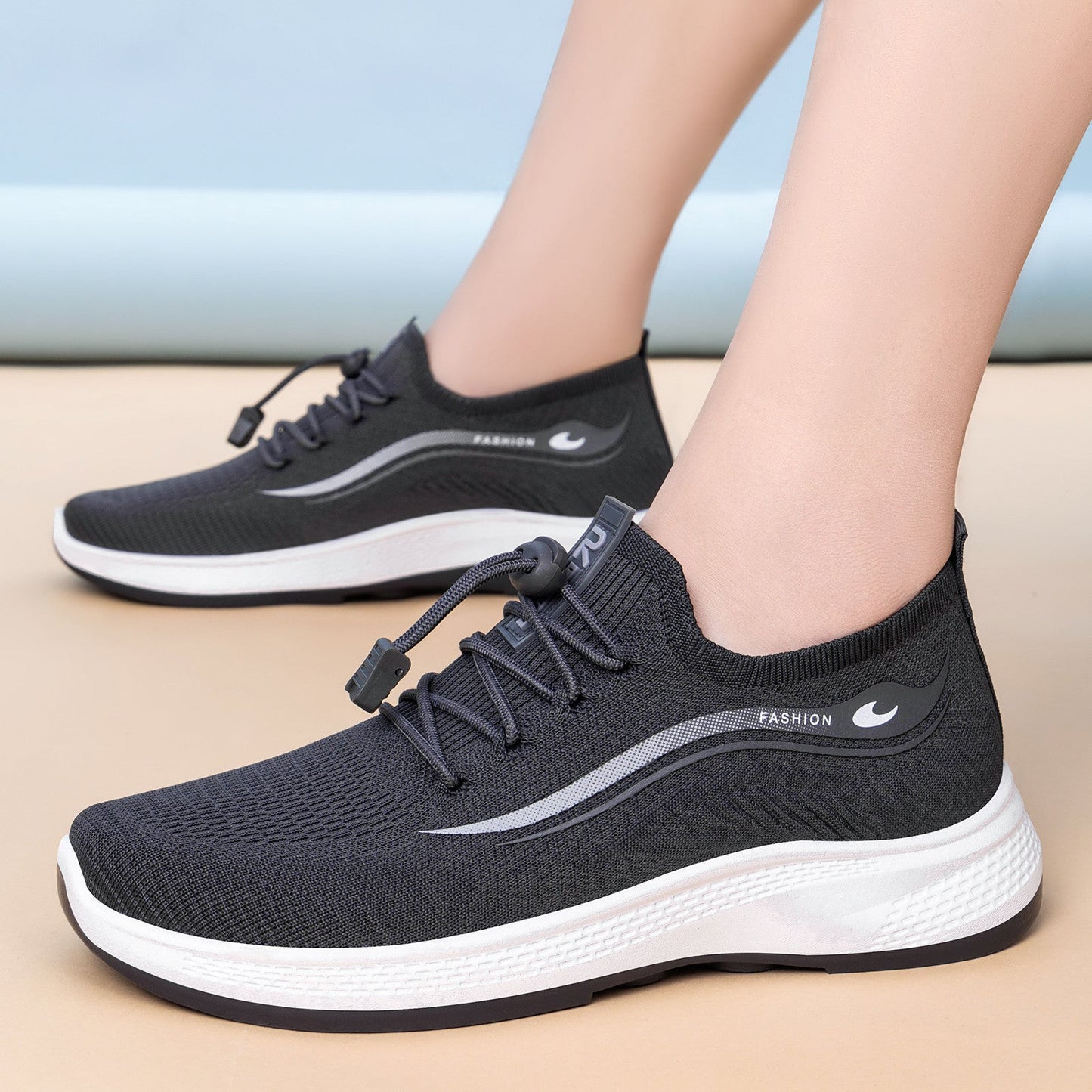 Damen Sport Sneaker Bequem Schnellschnürsystem Modern