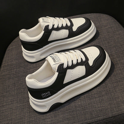 Damen Sneaker Stabile Laufsohle Elegante Sportmode