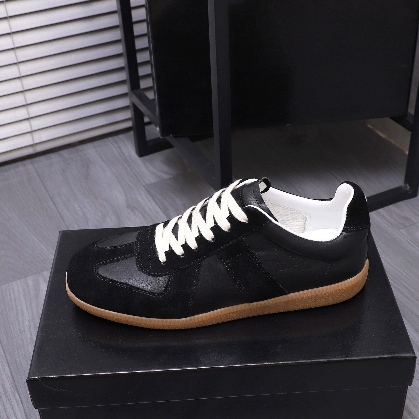 Damen Leder Sneaker Sportlich Rutschfest Modisch