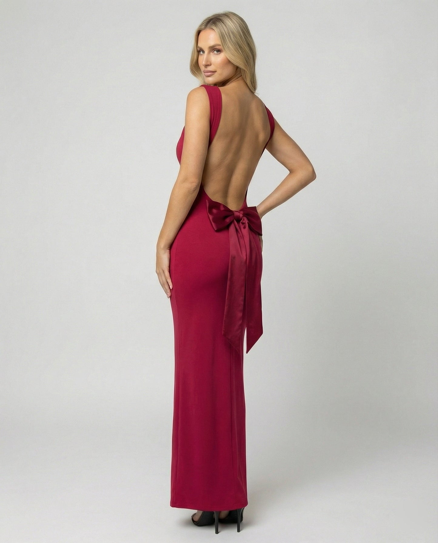 Elegantes Abendkleid Lang Ausschnitt Tief Figurformend