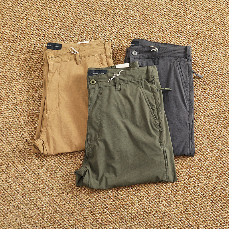 Herren Chino-Hose mit elastischem Bund und praktischen Eingrifftaschen BerlinGlamour ist ein Produkt, das ich gerne in meinem Online-Shop anbieten würde. Der Name Herren Chino-Hose