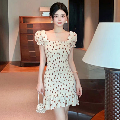 BerlinGlamour figurbetontes Meerjungfrauenkleid mit Puffärmeln