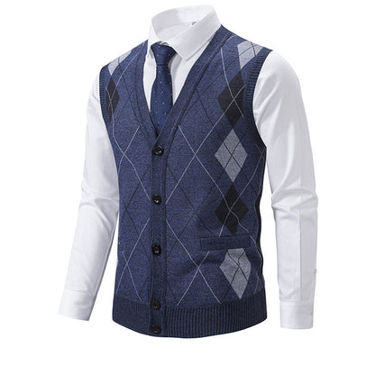 Herren elegante Strickweste mit modernem Rautenmuster und praktischen Taschen BerlinGlamour