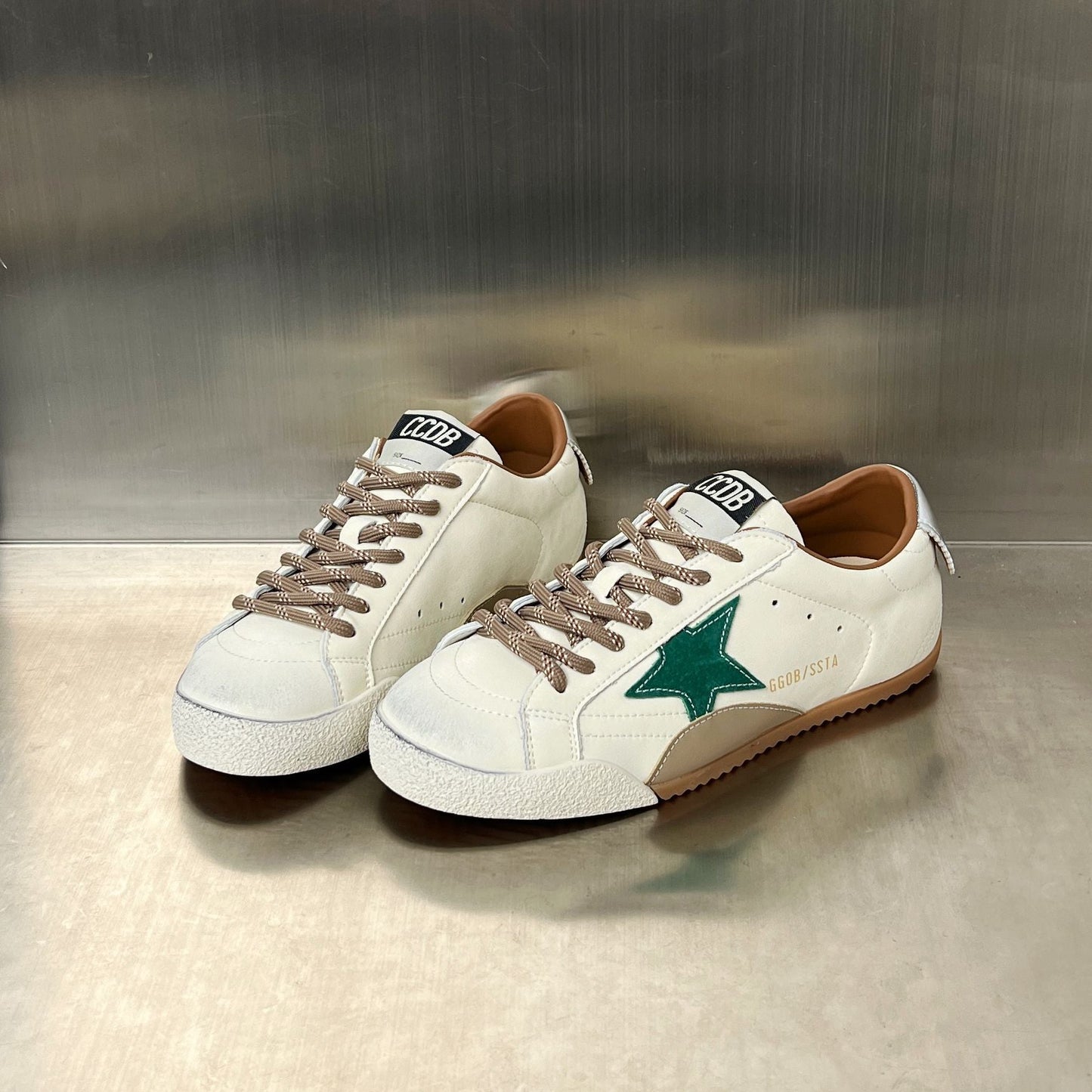 Damen Sneaker Sportlich Stern Detail Dämpfung