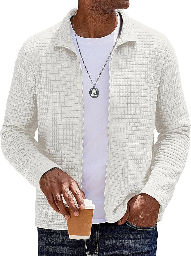 ein Beispiel für einen neuen Titel: Stilvolle Herren Strickjacke mit Praktischen Einschubtaschen und modischem Waffelmuster BerlinGlamour