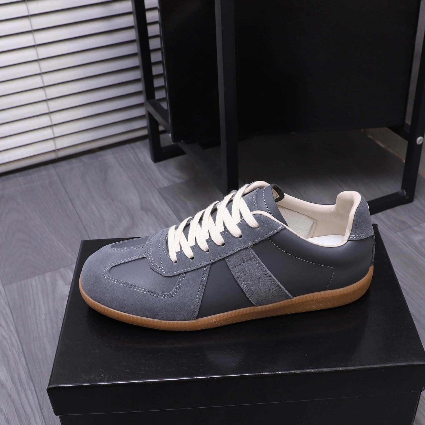 Damen Leder Sneaker Sportlich Rutschfest Modisch