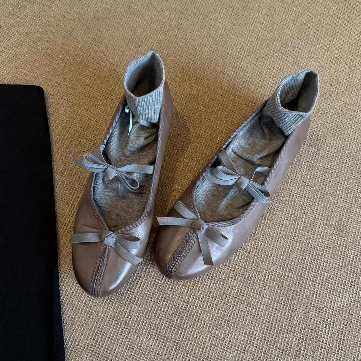 Damen Ballerinas Bequem Schleifen Design Elegant - BerlinGlamour