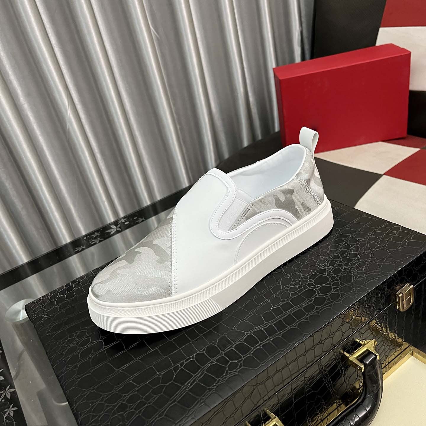 Damen Sneaker Slip-On Camouflage Schuhe Elegant