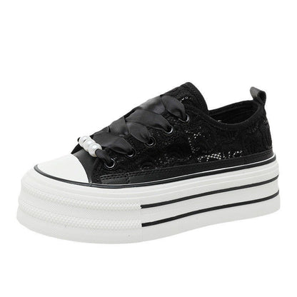 Damen Plateausneaker Elegantes Design Spitze Schwarz - BerlinGlamour