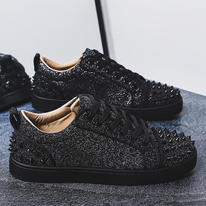 Damen Sneaker Sportlich Nieten-Design Trendschuhe