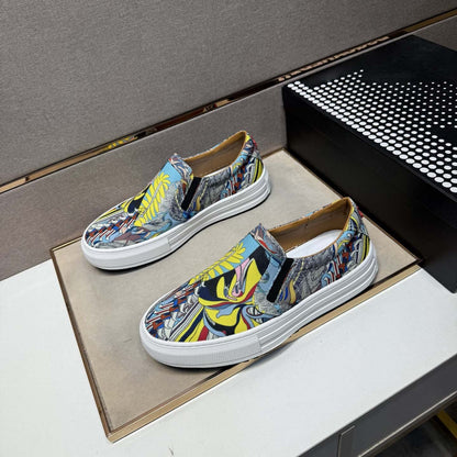 Damen Sneaker Slip-On mit buntem Grafik-Design