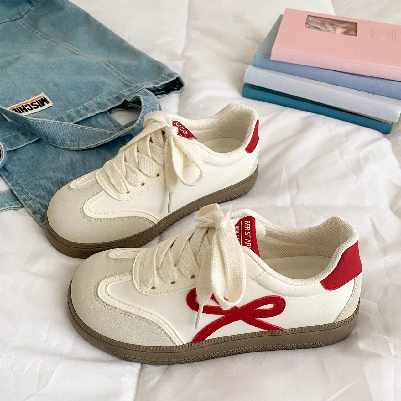 Damen Sneaker Retro-Style Sportlich Komfortabel - BerlinGlamour